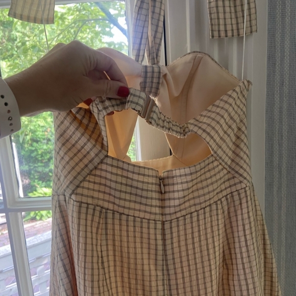 NEW W/Out Tags! Significant Other Tuscany maxi dress. Size 4 - Picture 4 of 4